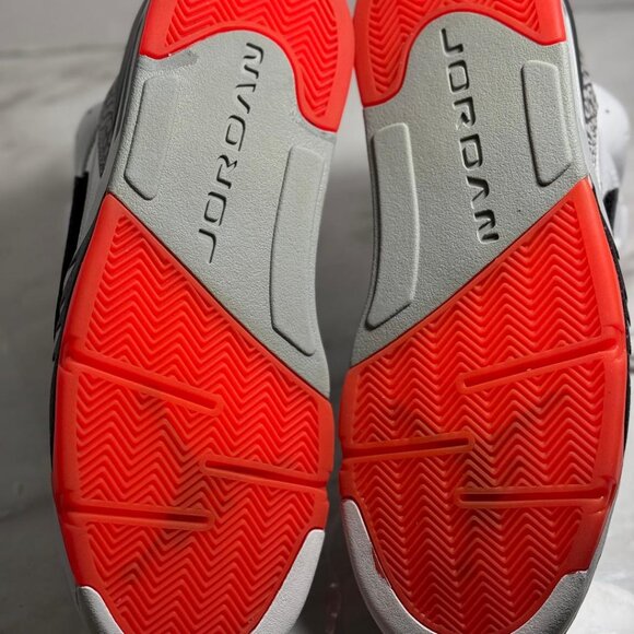 Jordan Son of Mars Hot Lava Excellent Condition sz: 12 - Picture 8 of 9